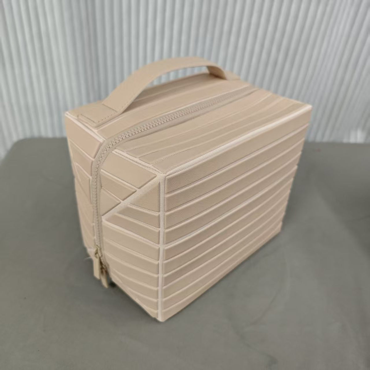 Partition Portable Outing Skin Care Cosmetics Storage Cosmetic Bags