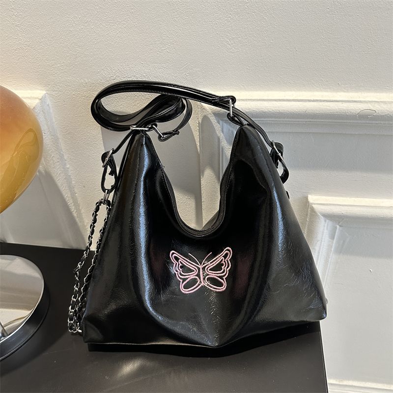Slouchy Fashion Chain Class Large Capacity Backpacks