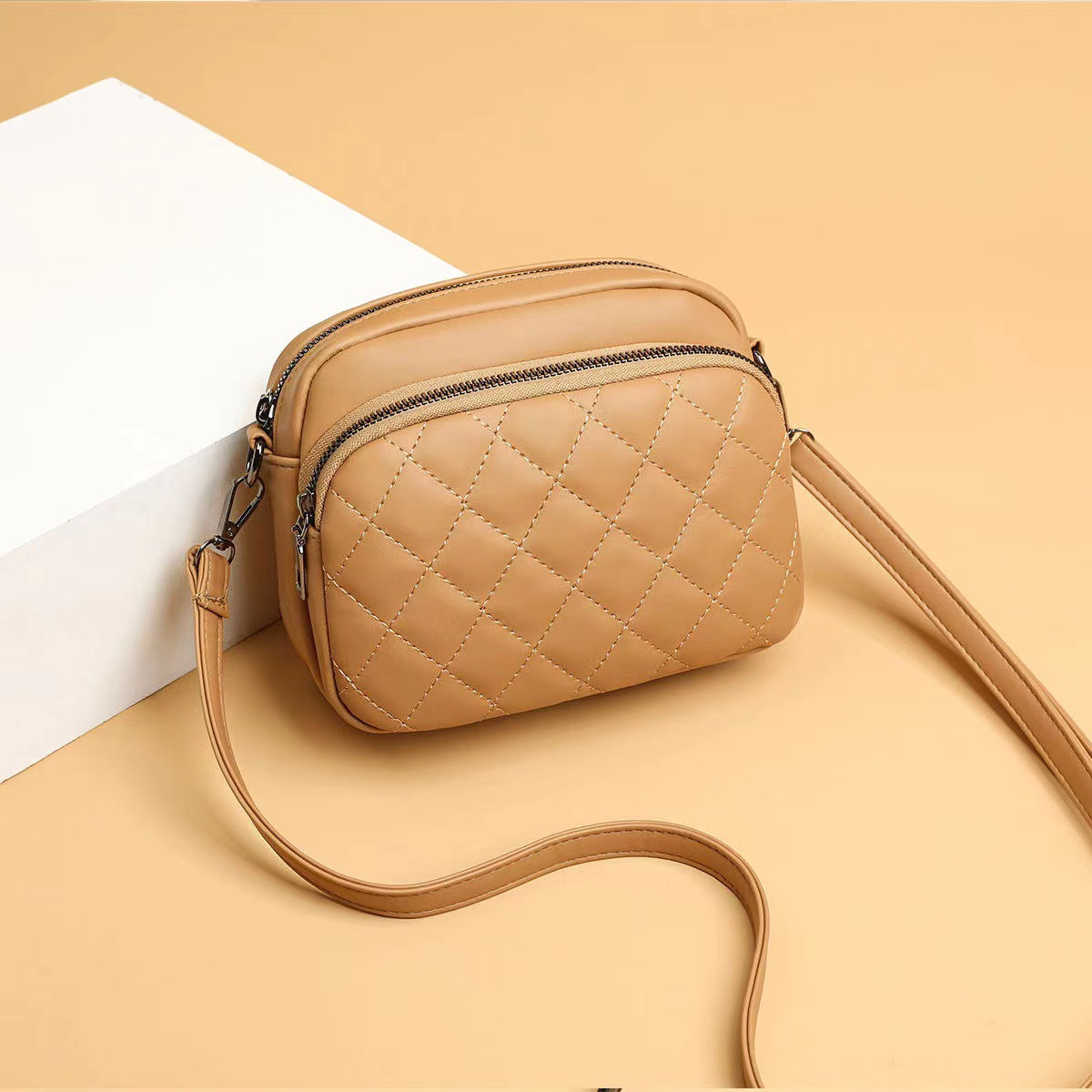 New Women's Beautiful Fashion Street Trendy Shoulder Bags