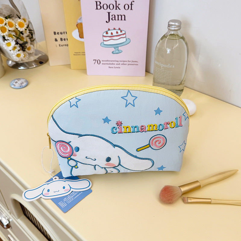 Fashion Embroidery Large Capacity Good-looking Portable Cosmetic Bags