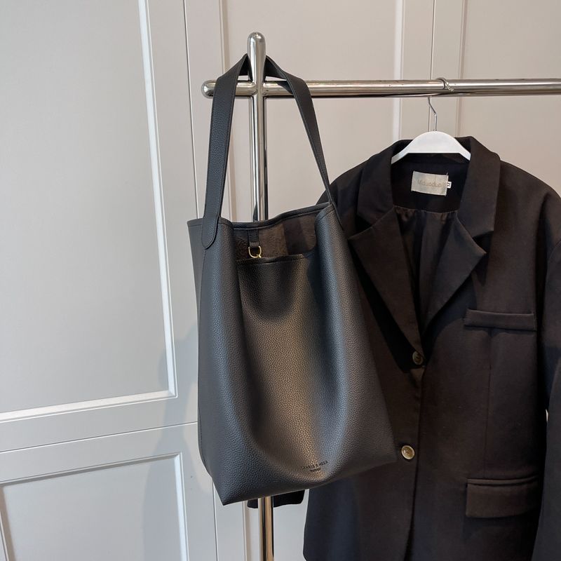 Women's Soft Leather Sense Big Autumn Fashion Commuter Large Shoulder Bags