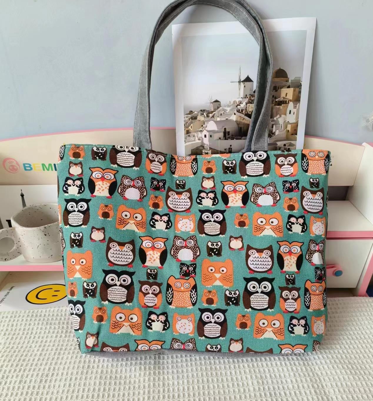 Women's Classy Canvas Large Capacity Printed Shoulder Bags