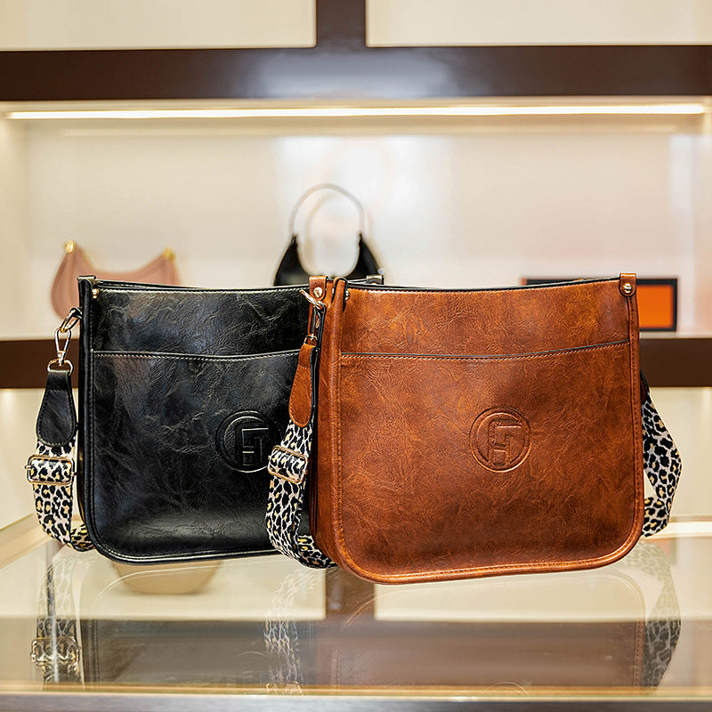 Women's New Durable Popular Fashionable Retro Handbags