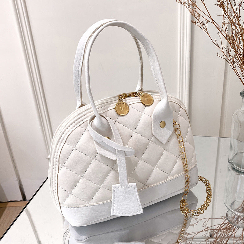 Women's Winter Fashion Retro Design Diamond Embroidered Handbags