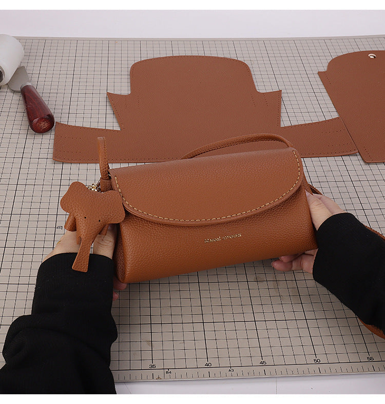 Women's Soft Leather Spring Simple Western Style Shoulder Bags