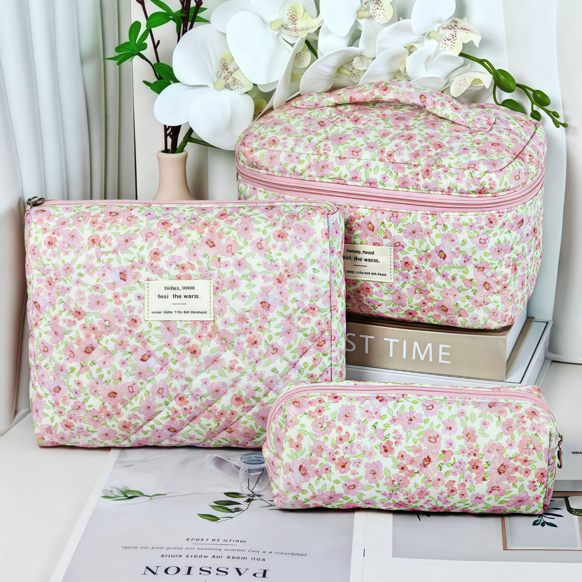 Large Capacity Portable Polyester Cotton Thickened Makeup Bag