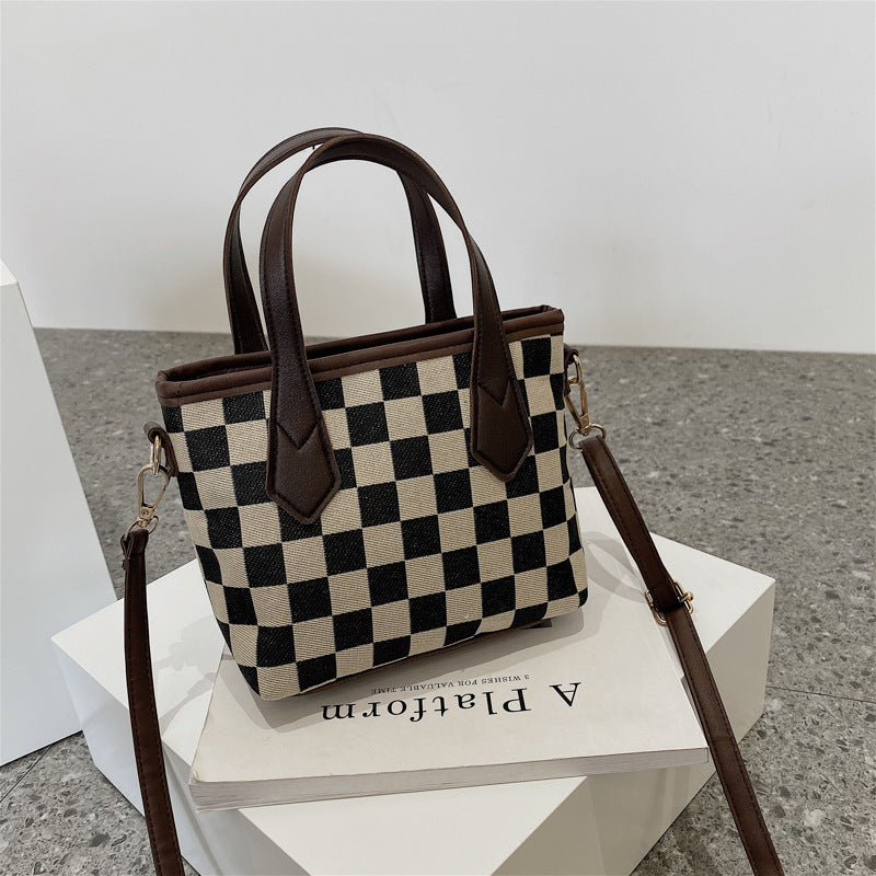 Women's Popular Niche Design Fashionable Portable Shoulder Bags