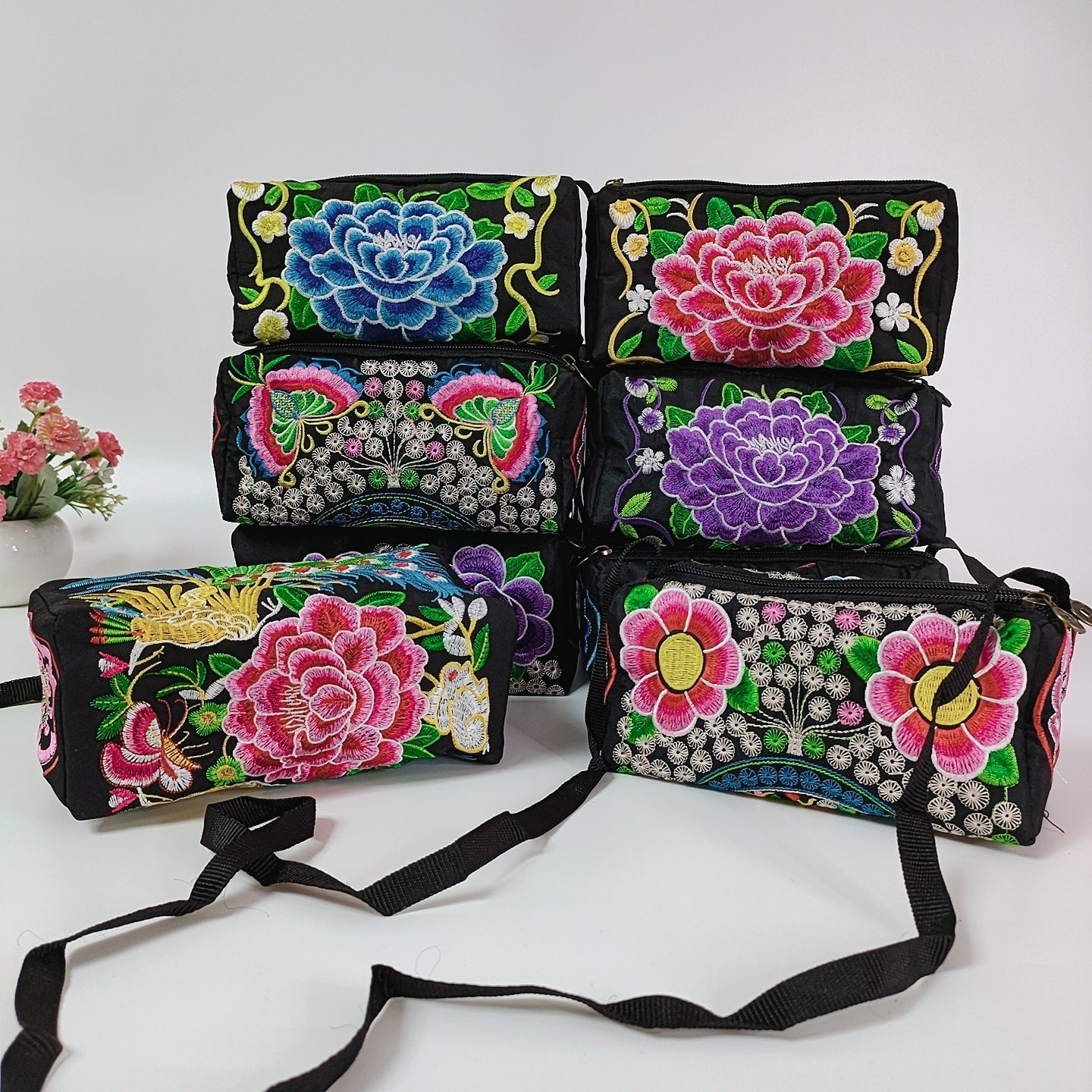Wholesale Yunnan National Style Embroidery Clutch Crossbody Bags