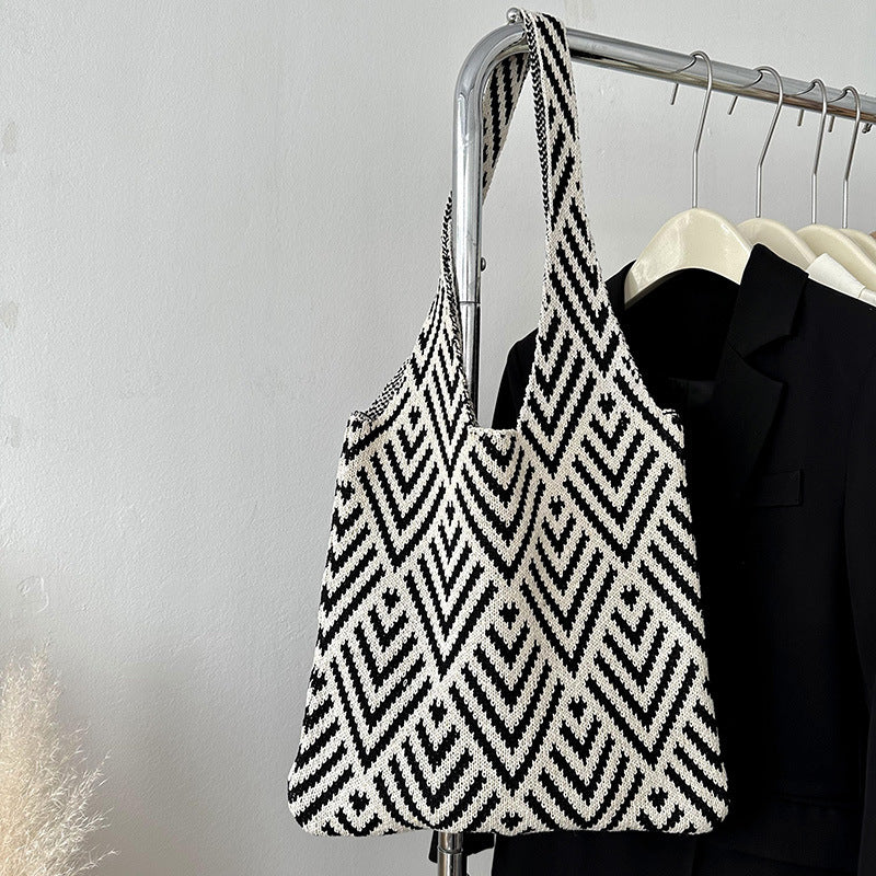 Women's Contrast Color Striped Knitted Large Capacity Shoulder Bags