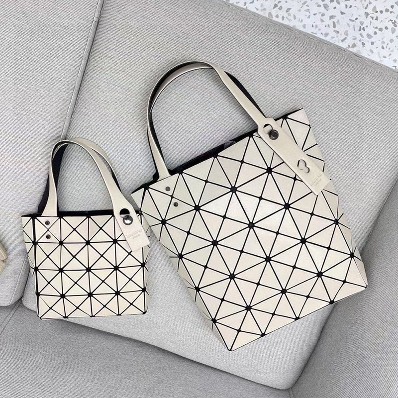 Charming Limited Same Nail Box Geometric Handbags
