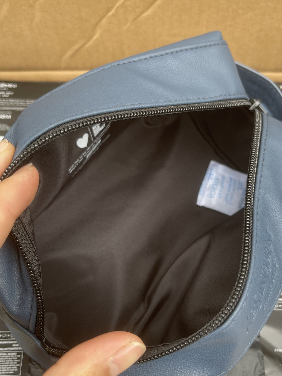 Counter Dark Blue Storage Wash Portable Bags