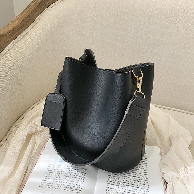 Women's Fashion Simple Large Capacity Retro Crossbody Bags