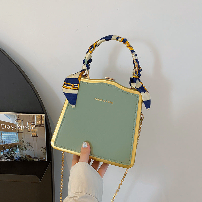 Women's Box Silk Scarf Portable Chain Western Style Crossbody Bags