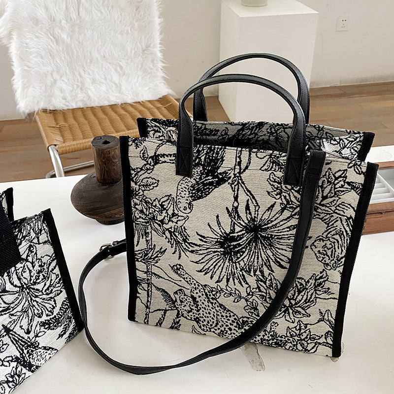 Slouchy Women's Trendy Canvas Iti Mini Crossbody Bags