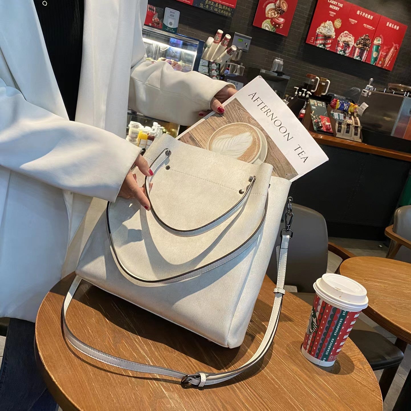 Women's Commuter Big Large Capacity Portable Shoulder Bags