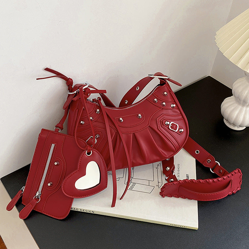 Women's Pleated Crescent Son Mother Retro Rivet Shoulder Bags