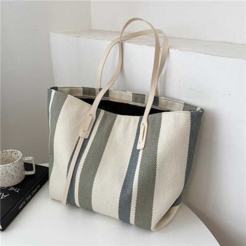 Women's Large Capacity Commuter Canvas Tide Fashion Shoulder Bags