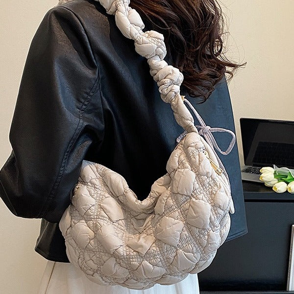 Women's Dumpling Minority Clouds Large Capacity Lightweight Crossbody Bags