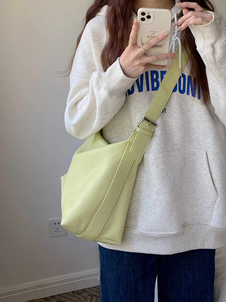 Unique Female Fashion Simple Summer Commuter Shoulder Bags