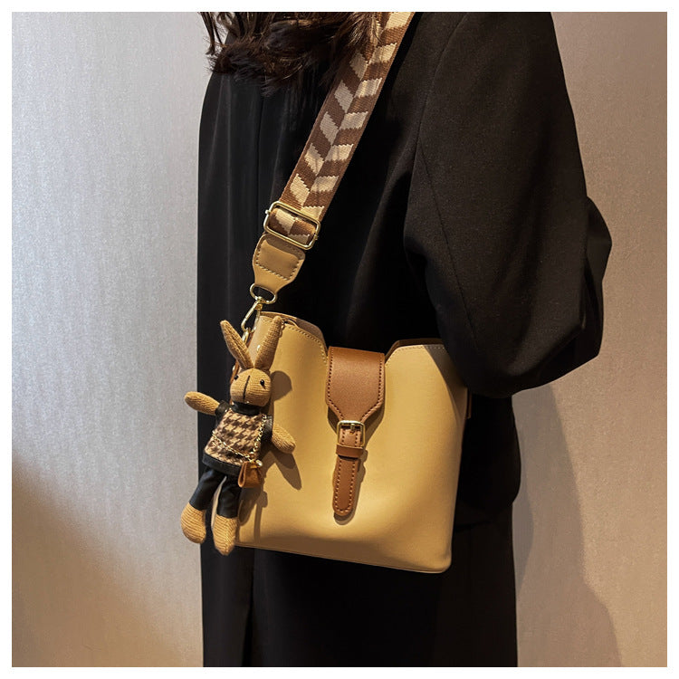 Women's Quality High-grade Wide Strap Contrast Color Crossbody Bags