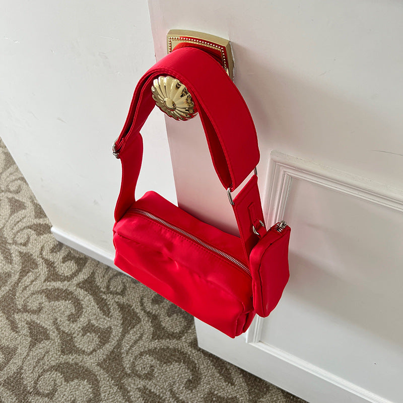 Red Toast Summer Three-dimensional Female Minority Small Square Bags