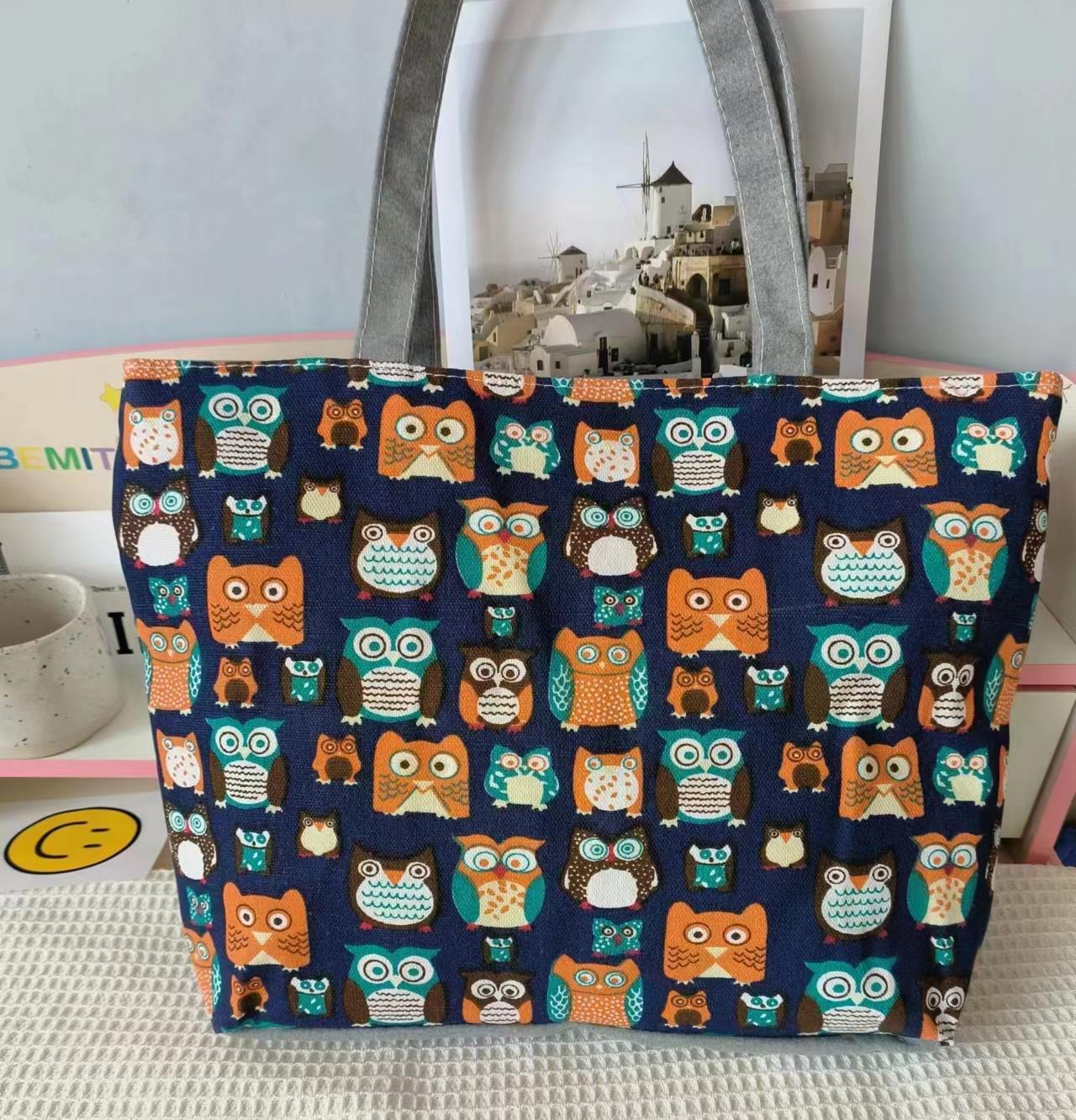 Women's Classy Canvas Large Capacity Printed Shoulder Bags