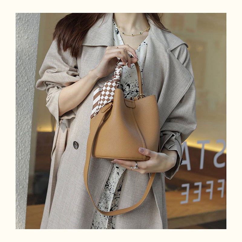 Women's Commuter Affordable Luxury Fashion Vegetable Basket Handbags