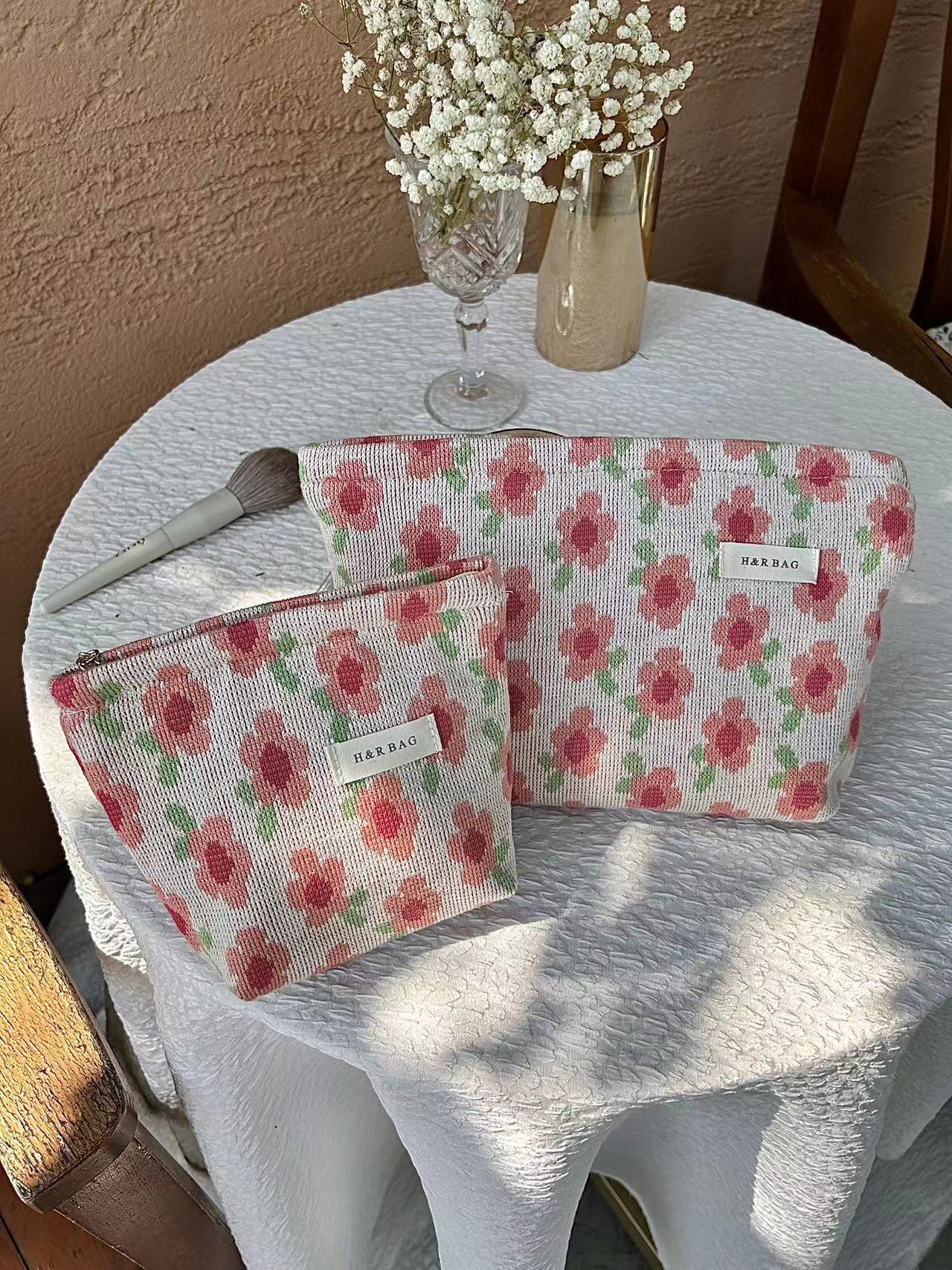Casual Fresh Yarn-dyed Large Capacity Buggy Cosmetic Bags