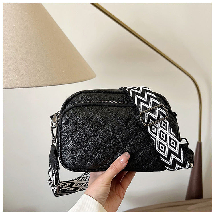 Women's Diamond Pattern Classic Style Soft Leather Shoulder Bags