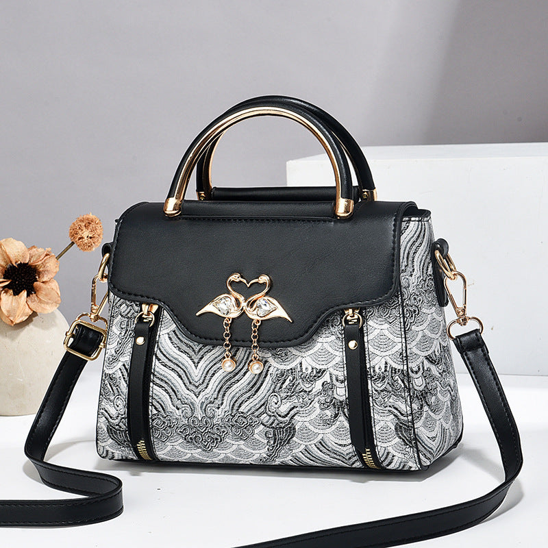 Women's French Style Good-looking Light Luxury Texture Crossbody Bags