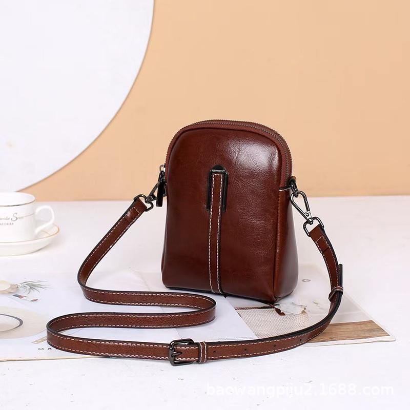 Women's Mobile For Affordable Luxury Fashion Retro High-grade Oil Women's Messenger Bag