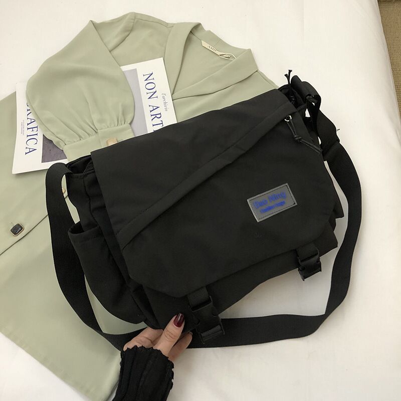 Women's Klein Blue Harbor Style Street Shot Crossbody Bags