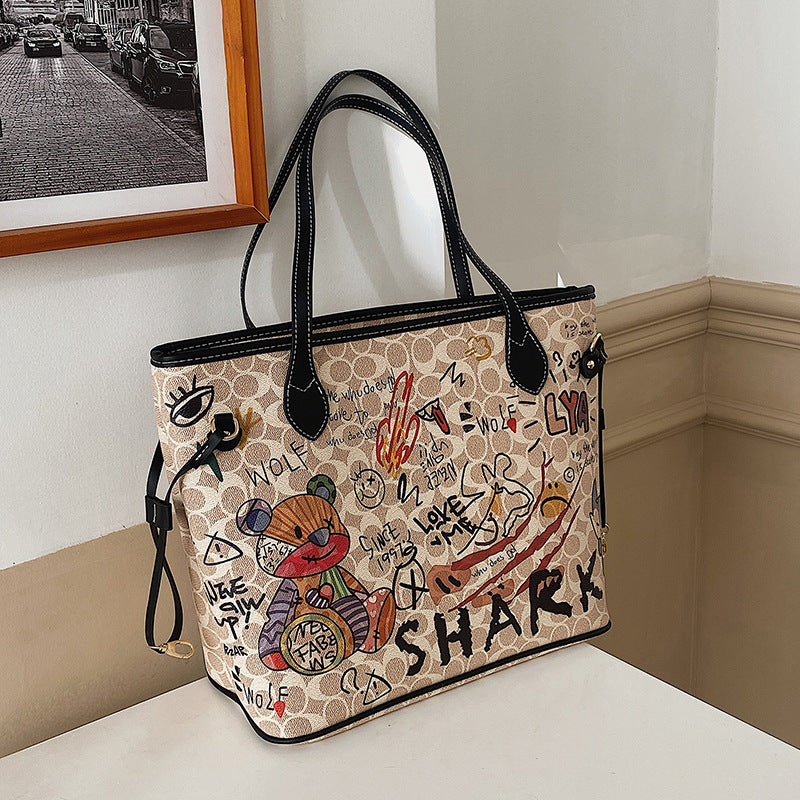 Women's Printed Bear Iti Versatile Large Capacity Shoulder Bags