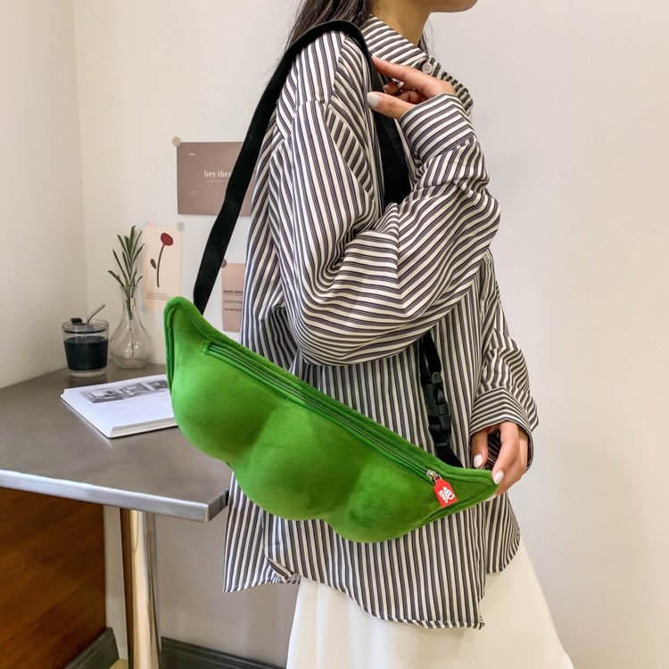 Women's Design Bean-shaped Pendant Large Capacity Personality Crossbody Bags