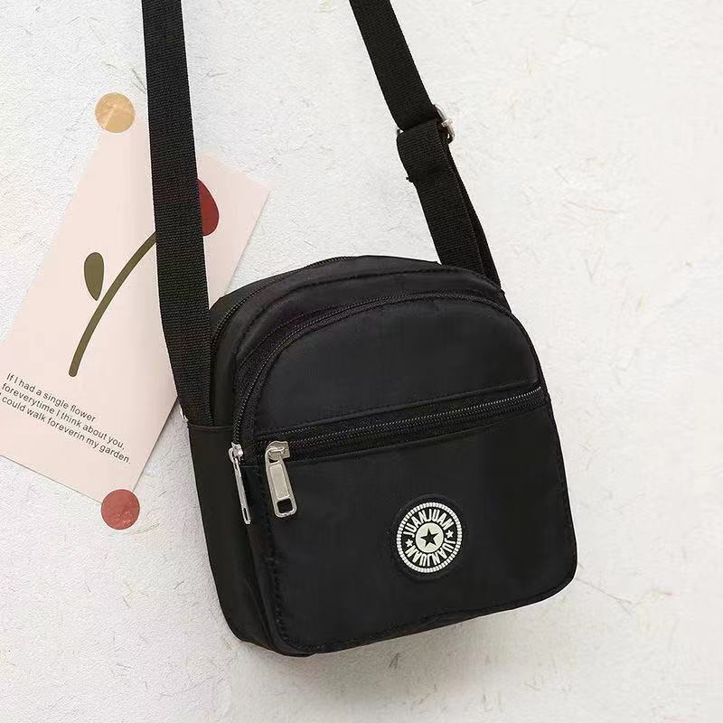 Pretty Women's Flower Cloth Oxford Mother Shoulder Bags
