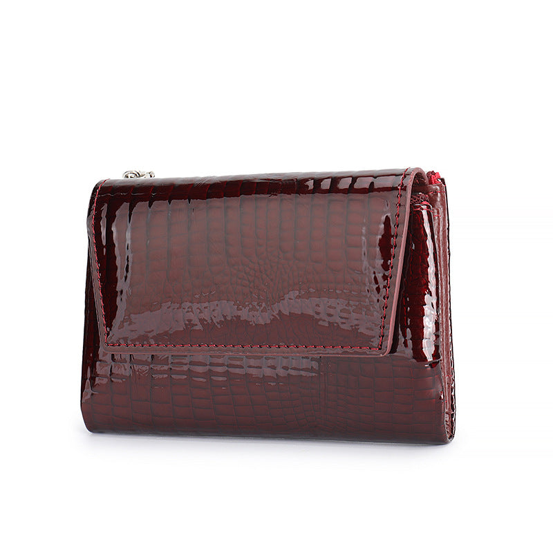 Women's Short Leather High-grade Paint Magnetic Snap Ladies Wallet