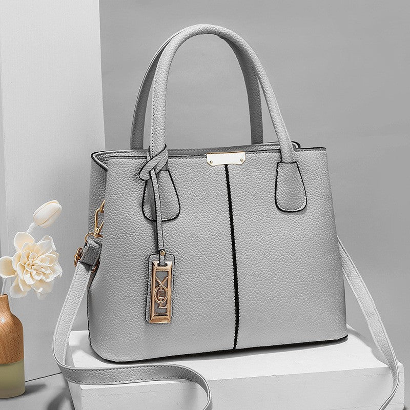Women's Spring Iron Pendant Decorative Large Capacity Handbags