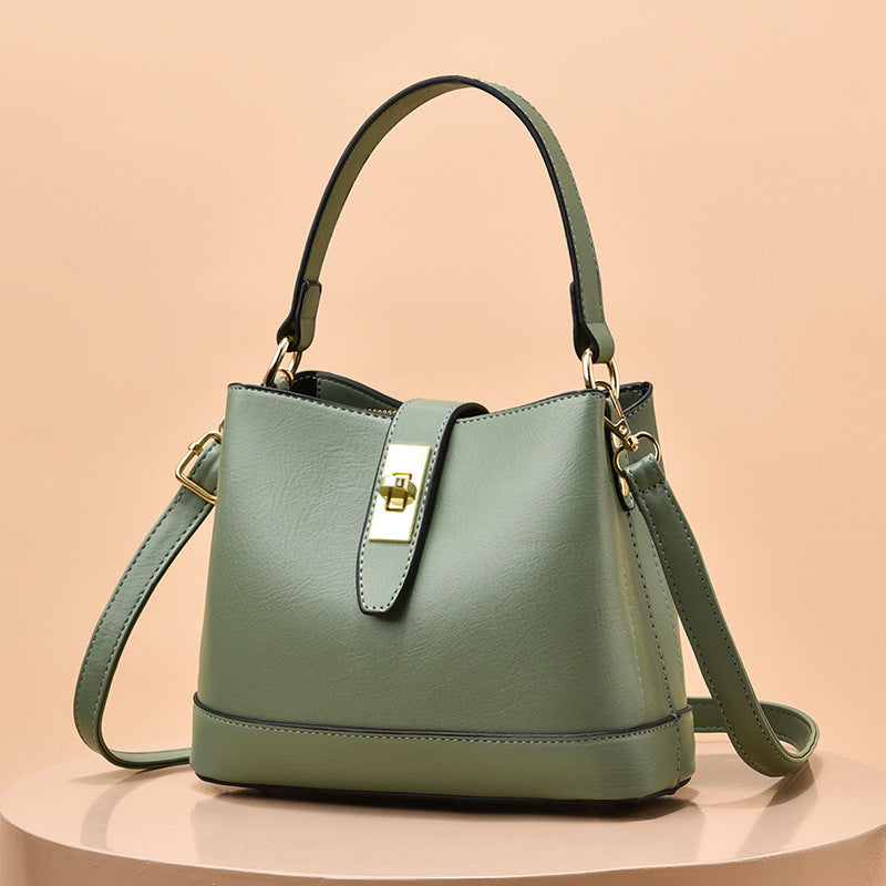 Women's Versatile Large Capacity Fashionable Fashion Retro Bucket Bags