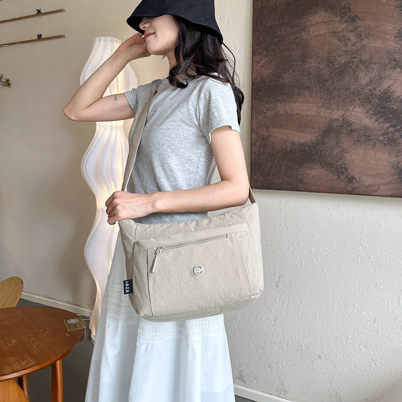 Women's Fashionable Waterproof Oxford Cloth Simple Women's Messenger Bag