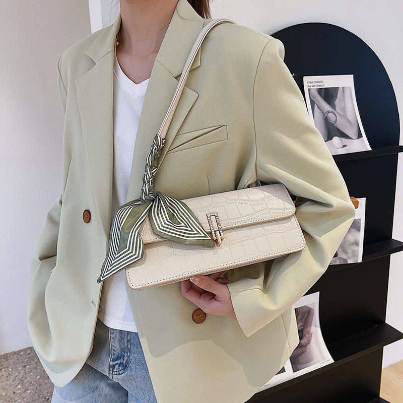 Women's French Style Underarm Niche Fashion Baguette Shoulder Bags