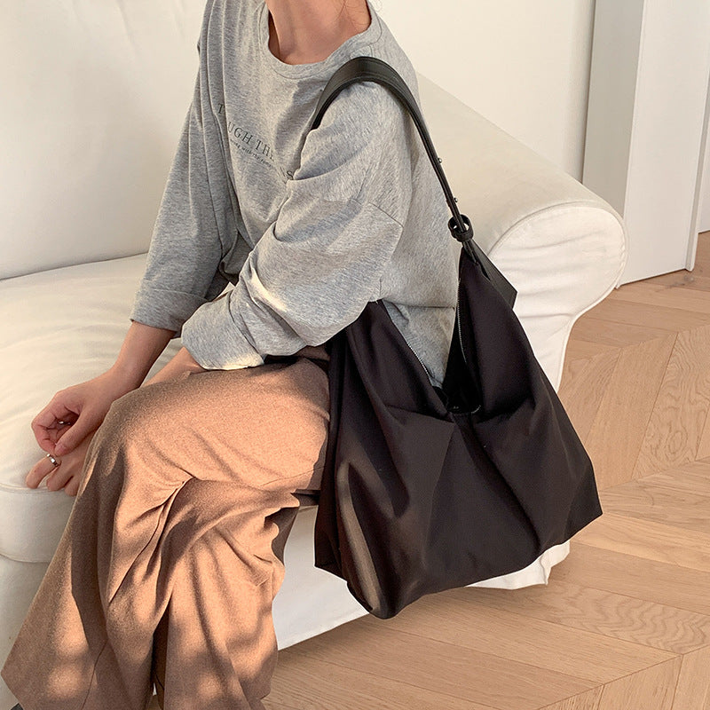 Women's Soft Collapse Large Capacity Minority Underarm Bags