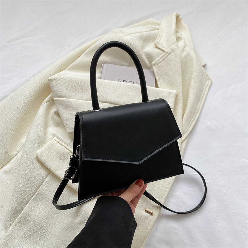 Women's Western Style Summer Fashion Portable Simple Shoulder Bags