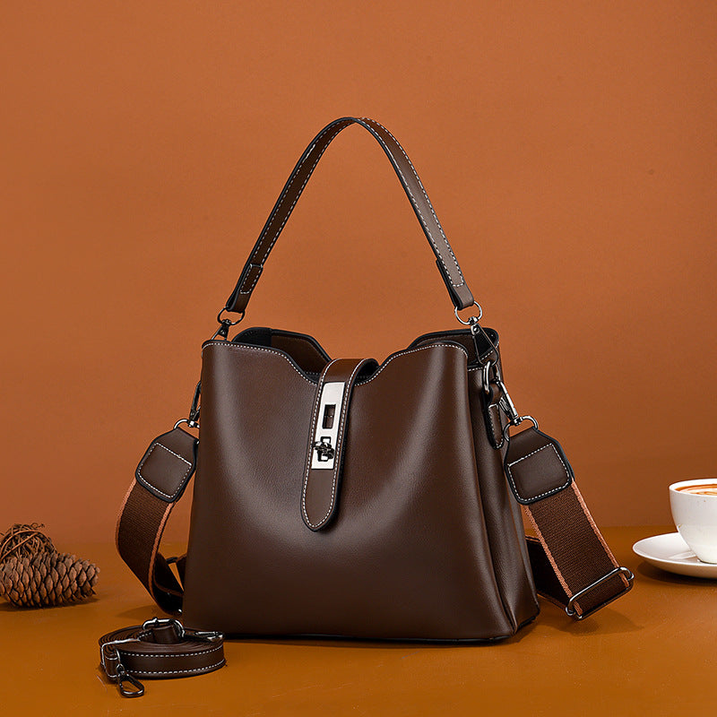 Women's Light Luxury Minority Retro Large Capacity Bags