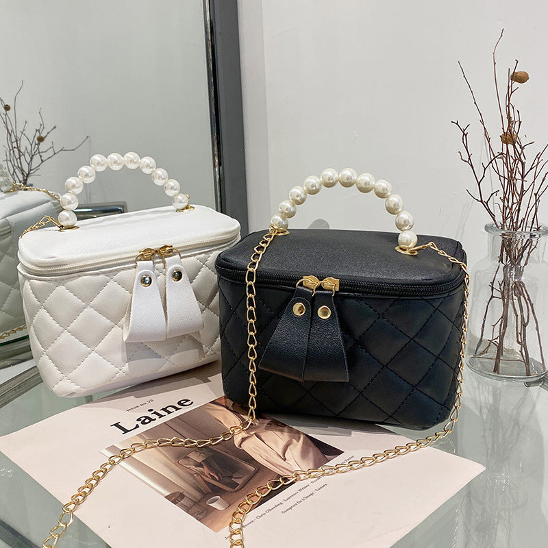 Women's Versatile Design High-grade Pearl Good-looking Handbags