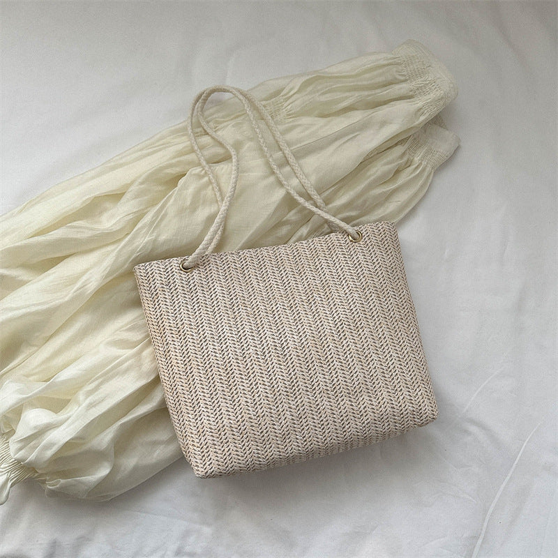 Women's Large Capacity Fashionable Korean Weaving Versatile Shoulder Bags