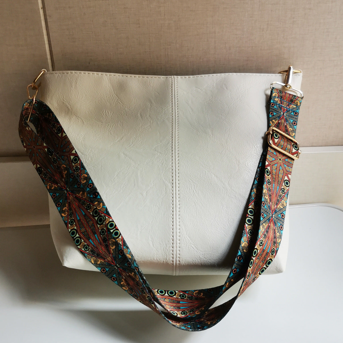 Women's Graceful Glamorous Fashion Retro Leather Bags