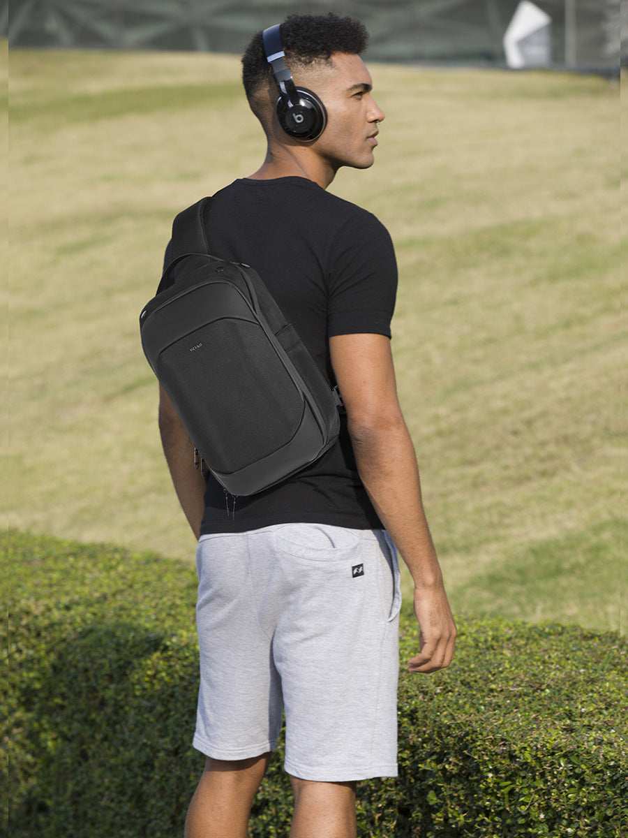 Men's Large Capacity Waterproof High Sense Business Men's Chest Bags