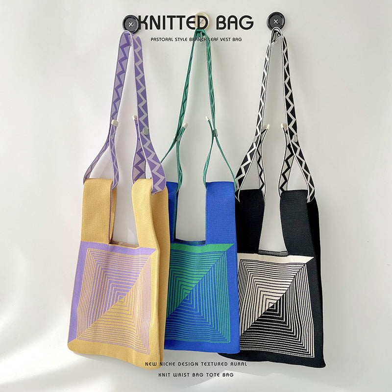 Niche Design Black White Clip Woven Shoulder Bags