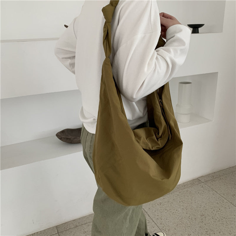 Women's Nylon Large Capacity Dumpling Simple Retro Shoulder Bags