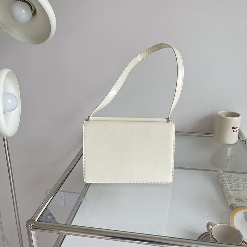 Women's Korean Retro Oil Wax Skin Underarm Niche Temperament Bags